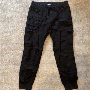 Aritzia cargo jogger pants